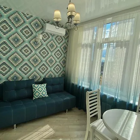 Apartment в сердце аркадии возле моря